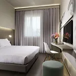 Glance In Hotel 4*