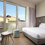 Glance In Hotel Florence
