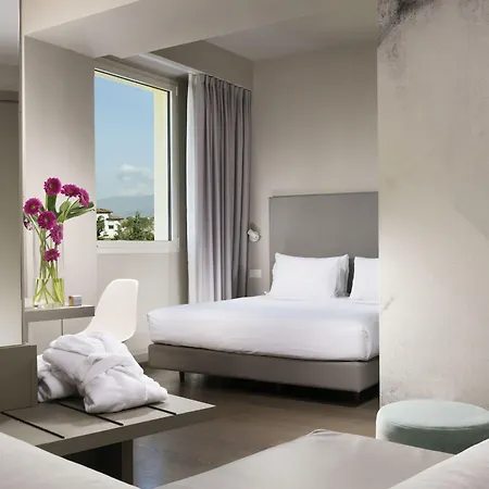 Hotel Glance In